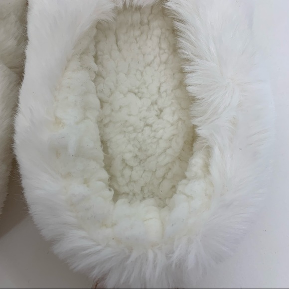 Faux Fur Cozy Sherpa Slip On White Slipper Socks With Grippers Nwt Size S/M 5-7 - Picture 7 of 15
